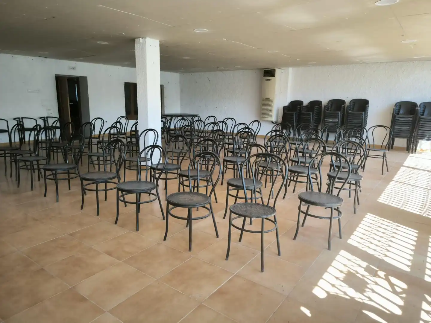 Local en venta en El Vendrell con Aire acondicionado