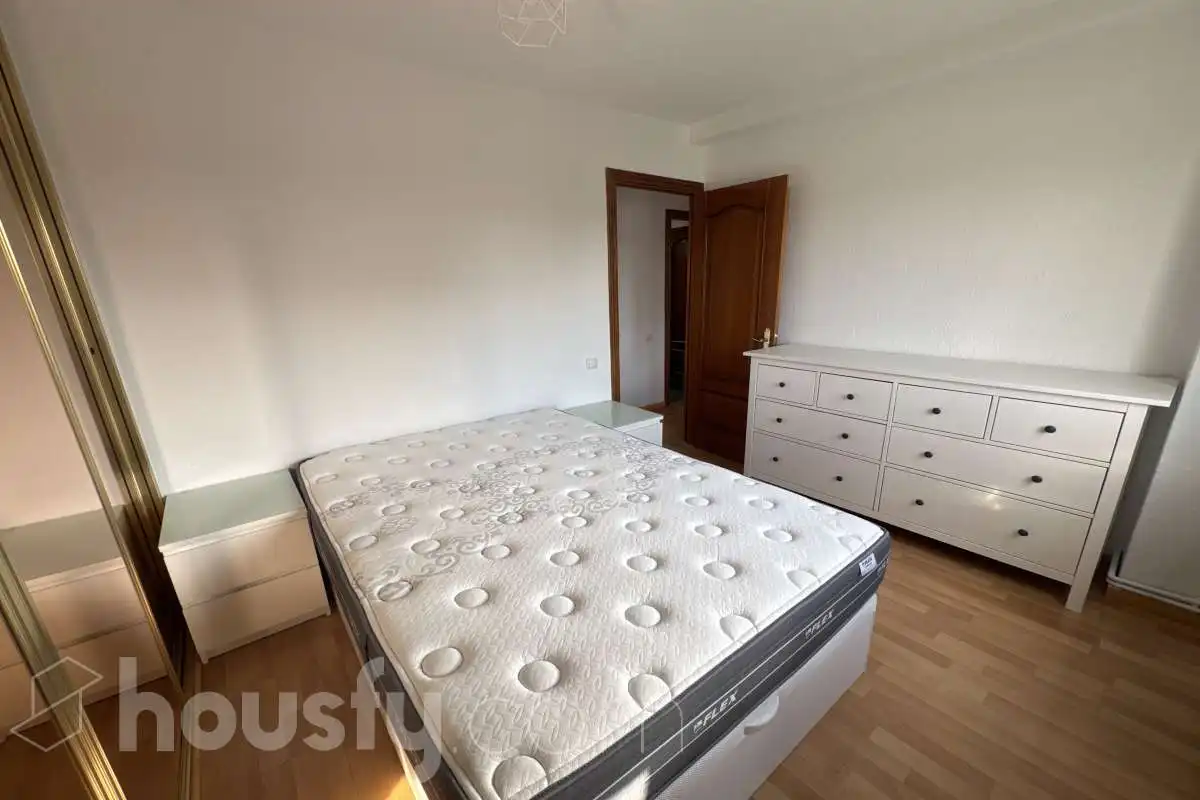Flat for rent in Calle de Perú, Valleaguado - La Cañada