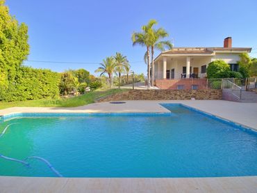 Maison avec piscine à vendre à N/A
