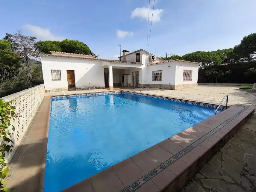 Piscina de Casa o xalet en venda en Lloret de Mar amb Calefacció, Terrassa i Traster