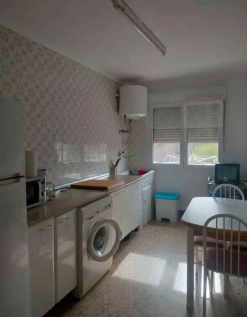 Cocina de Piso en venta en Cerezo de Río Tirón con Terraza