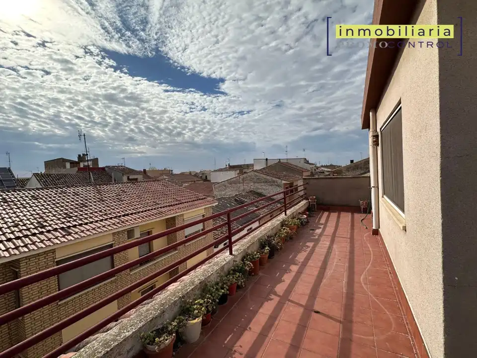 Exterior view of Flat for sale in Zuera  with Air Conditioner, Heating and Terrace