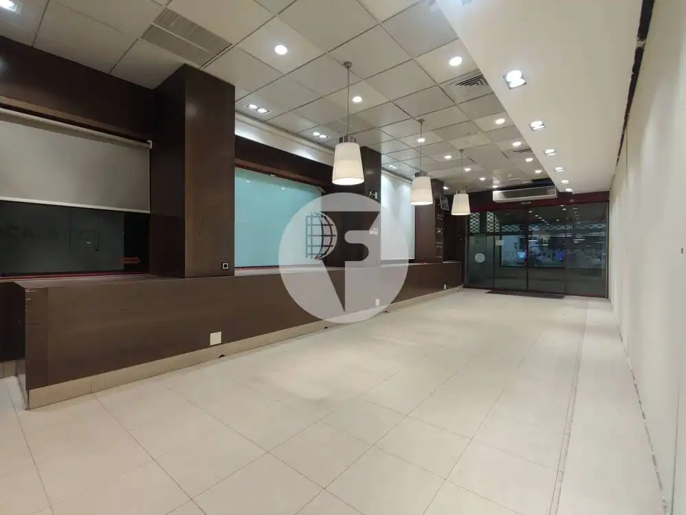 Commercial properties for rent in Barcelona  with Air Conditioner