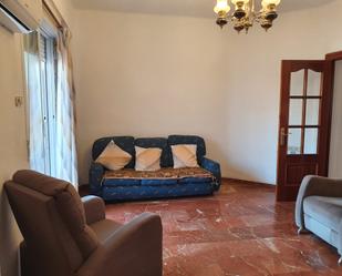 Living room of Attic to rent in  Granada Capital  with Air Conditioner, Terrace and Furnished
