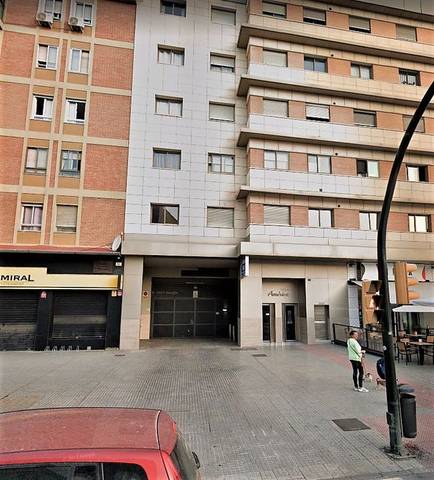 Garaje en Alquiler en Calle Mendívil en La Unión - Cruz de Humilladero - Los Tilos