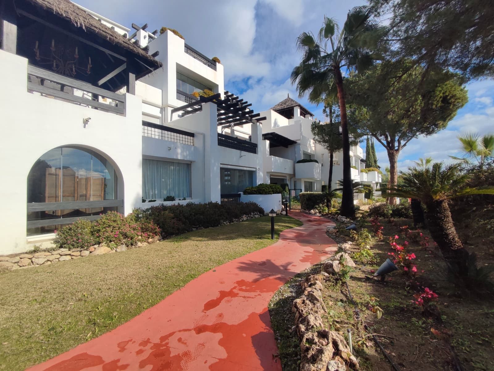 Exterior view of Flat for sale in Marbella  with Air Conditioner, Terrace and Furnished