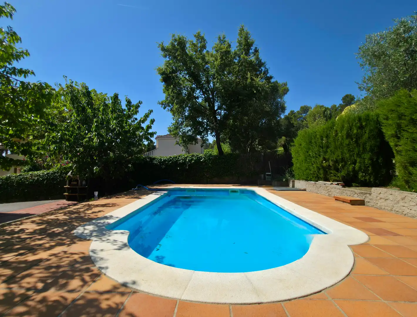 Schwimmbecken von Haus oder Chalet zum Verkauf in Corbera de Llobregat mit Heizung, Privatgarten und Terrasse