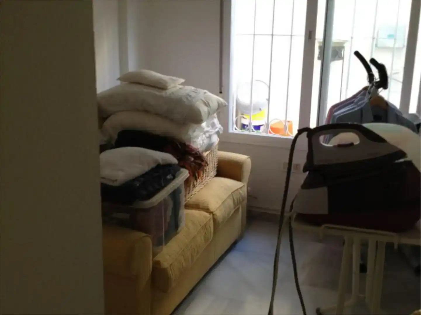 Habitación de Piso en venta en Málaga con Trastero y Amueblado