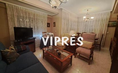 Living room of Flat for sale in Cáceres Capital  with Air Conditioner