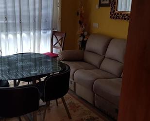 Sala d'estar de Apartament en venda en San Martín del Rey Aurelio