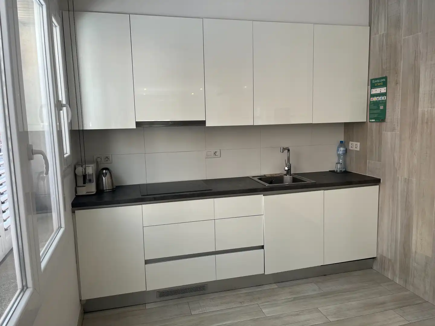 Cuina de Pis en venda en Barcelona amb Aire condicionat, Calefacció i Parquet