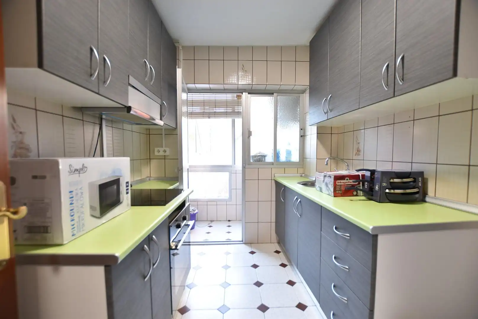 Zimmer in Calle Ebro, Barrio de Zaidín