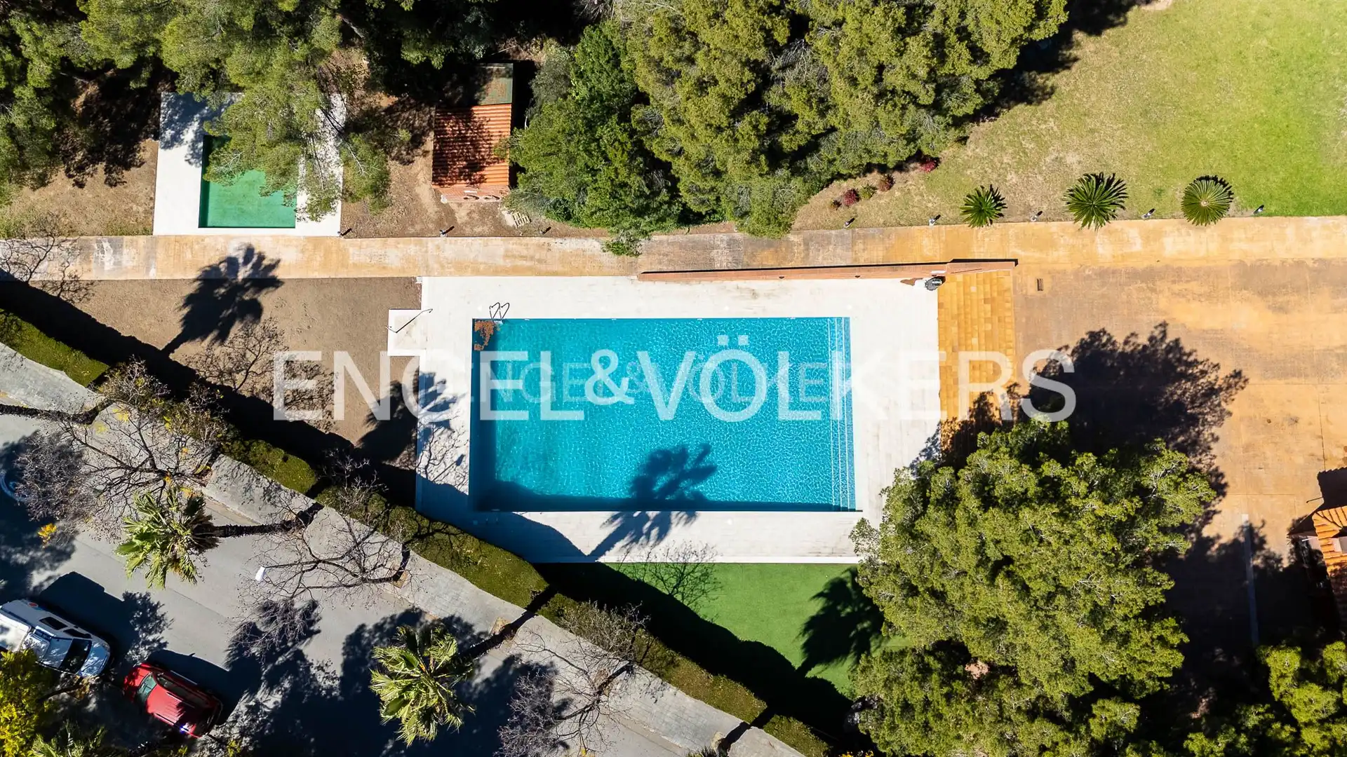 Piscina de Dúplex en venda en Sitges amb Aire condicionat, Calefacció i Traster