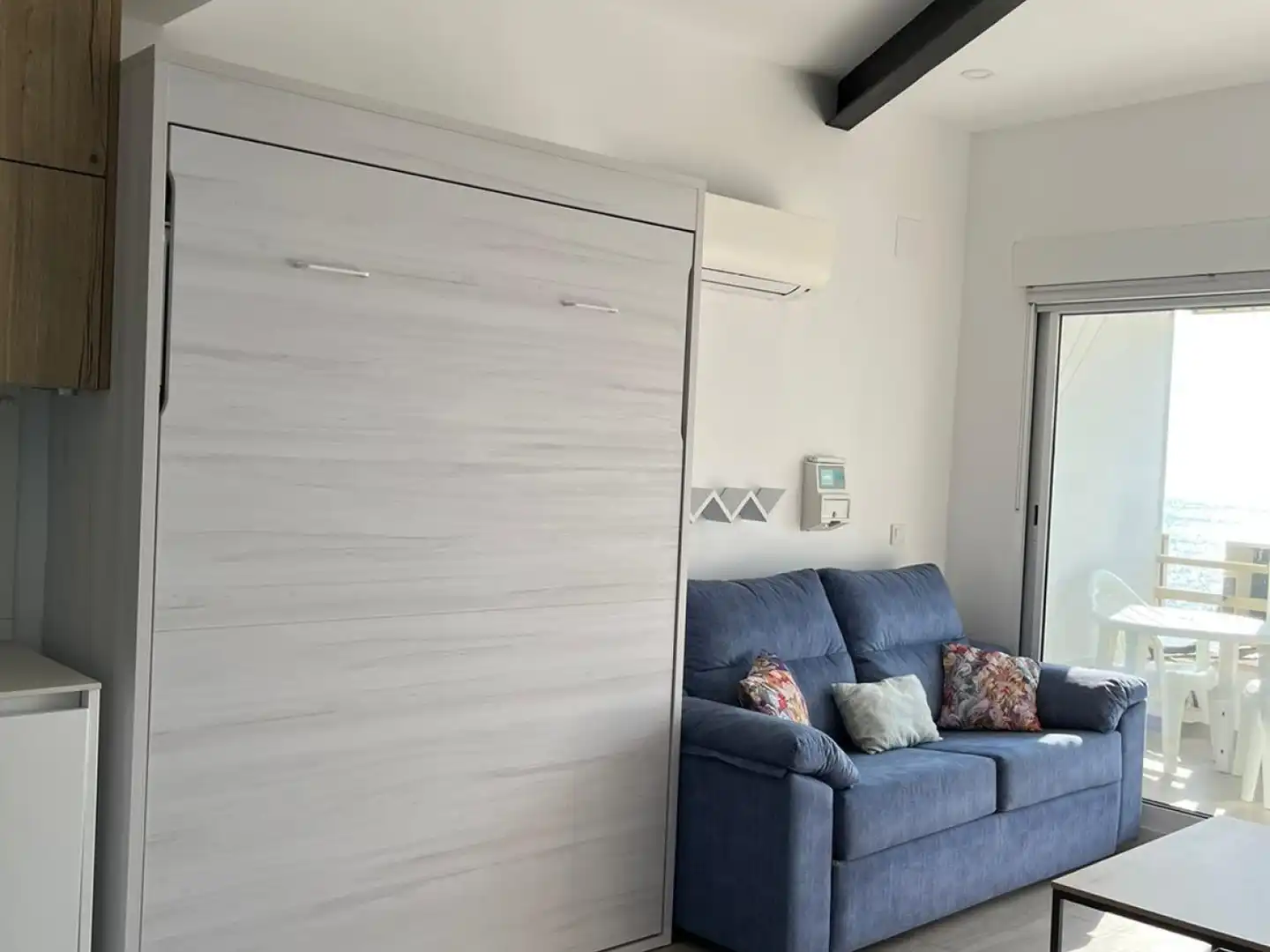 Dormitori de Estudi de lloguer en El Campello amb Aire condicionat, Calefacció i Terrassa