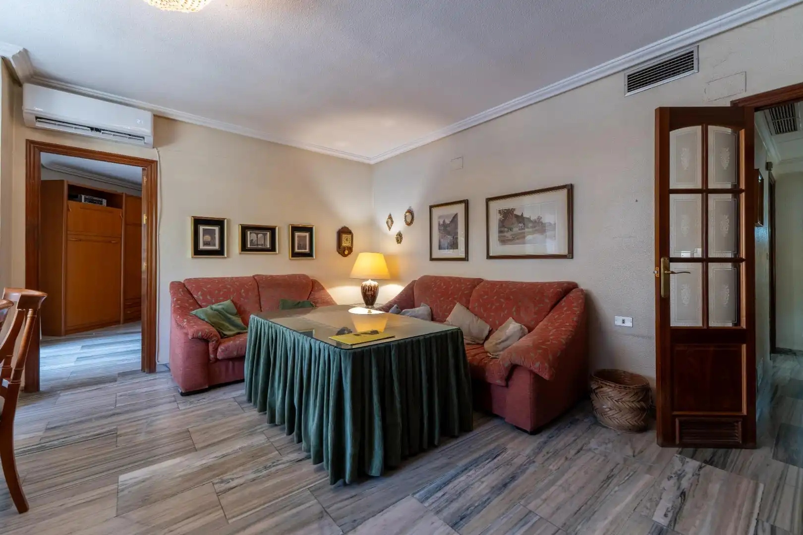 Sala d'estar de Pis en venda en Córdoba amb Aire condicionat, Calefacció i Terrassa