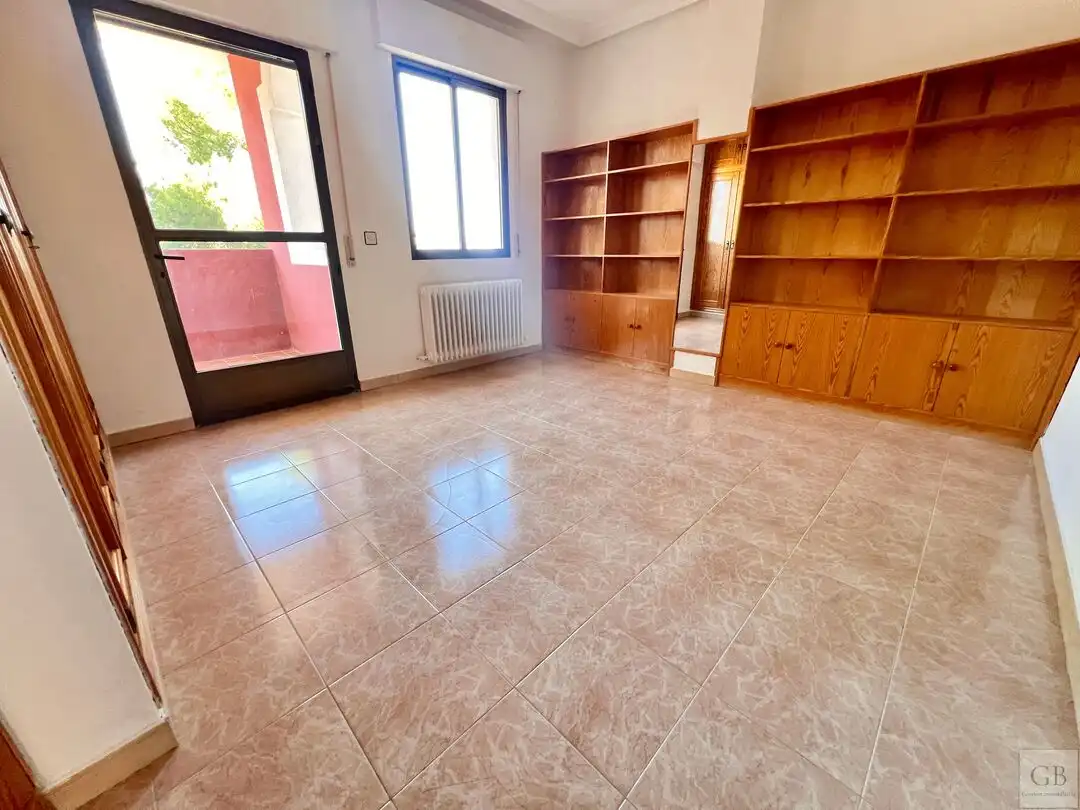 Houses for sale in Toledo  with Air Conditioner, Heating and Terrace