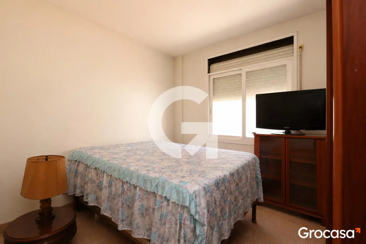 Dormitori de Pis en venda en L'Hospitalet de Llobregat amb Terrassa, Forn i Balcó