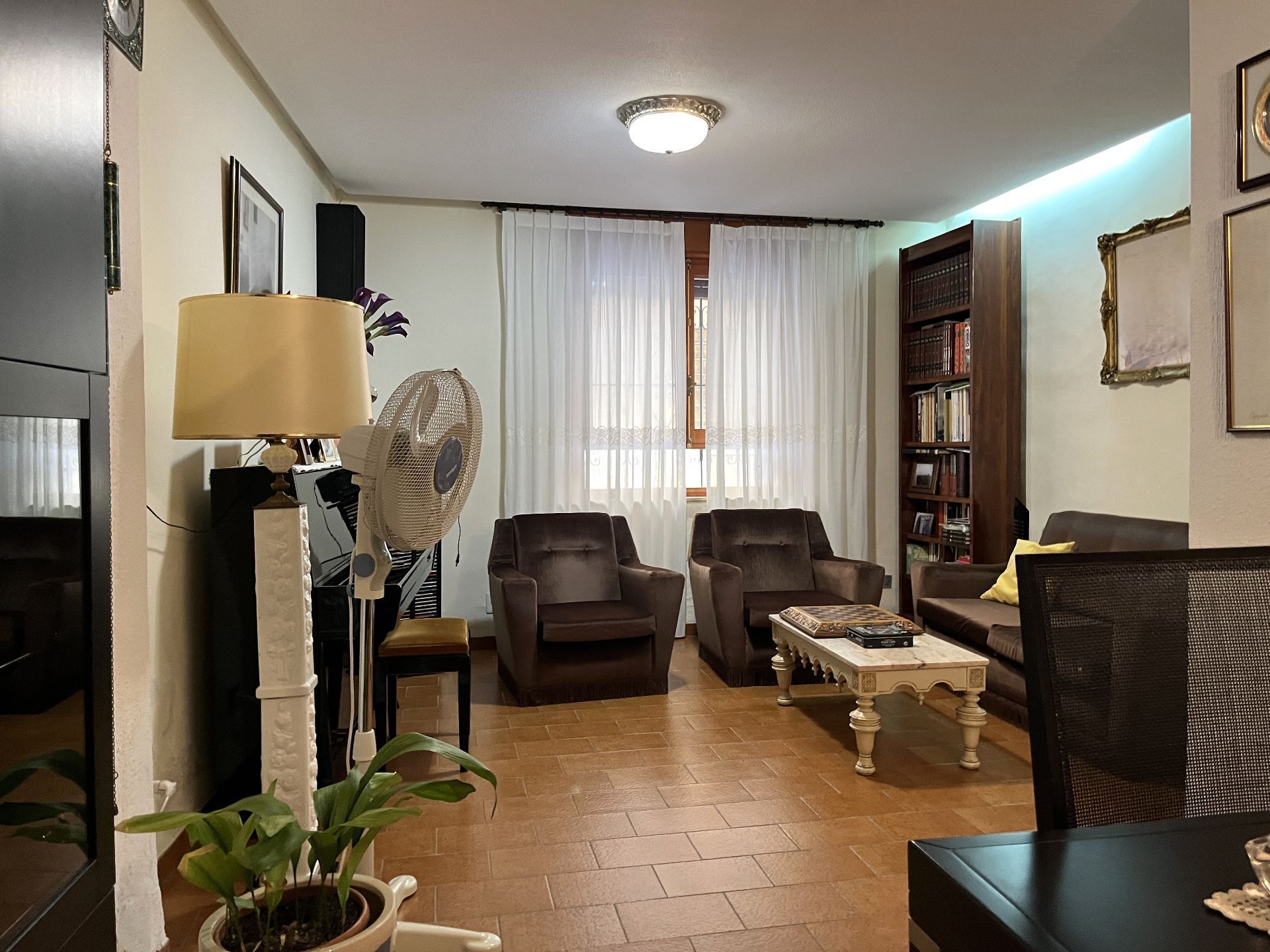 Sala d'estar de Finca rústica en venda en Agullent amb Aire condicionat, Calefacció i Terrassa