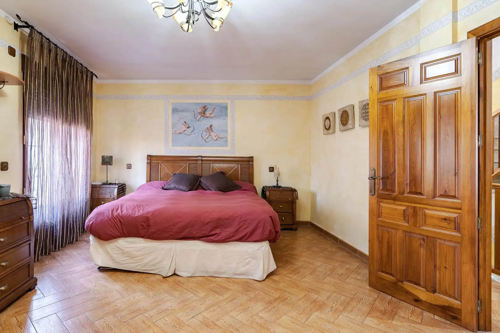 Dormitori de Casa o xalet en venda en Camarma de Esteruelas amb Calefacció i Jardí privat