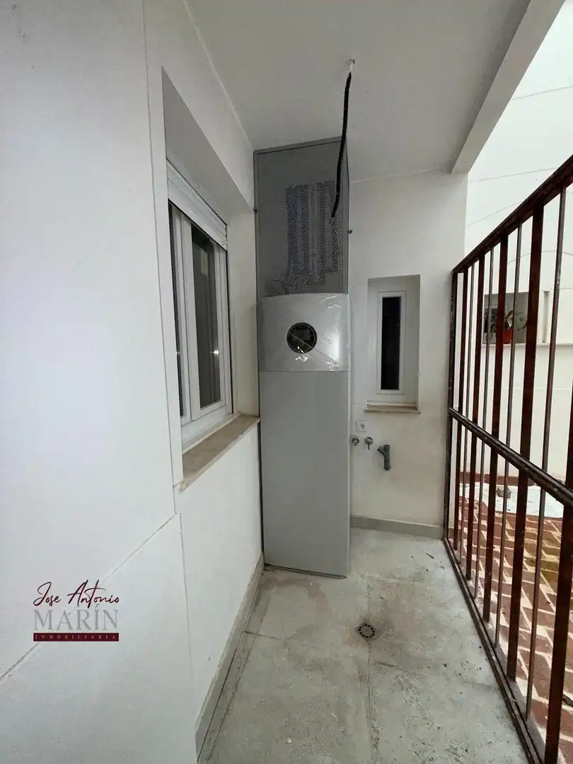 Balcony of Apartments for sale in Badajoz  with Air Conditioner