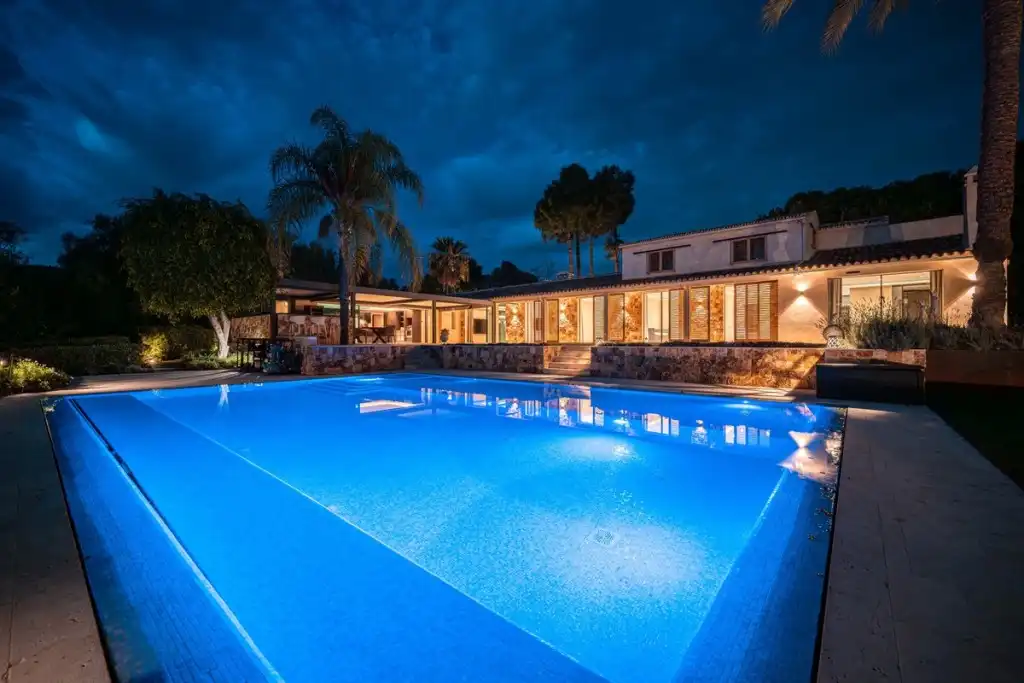 Villa avec piscine à vendre à Río Real - Los Monteros