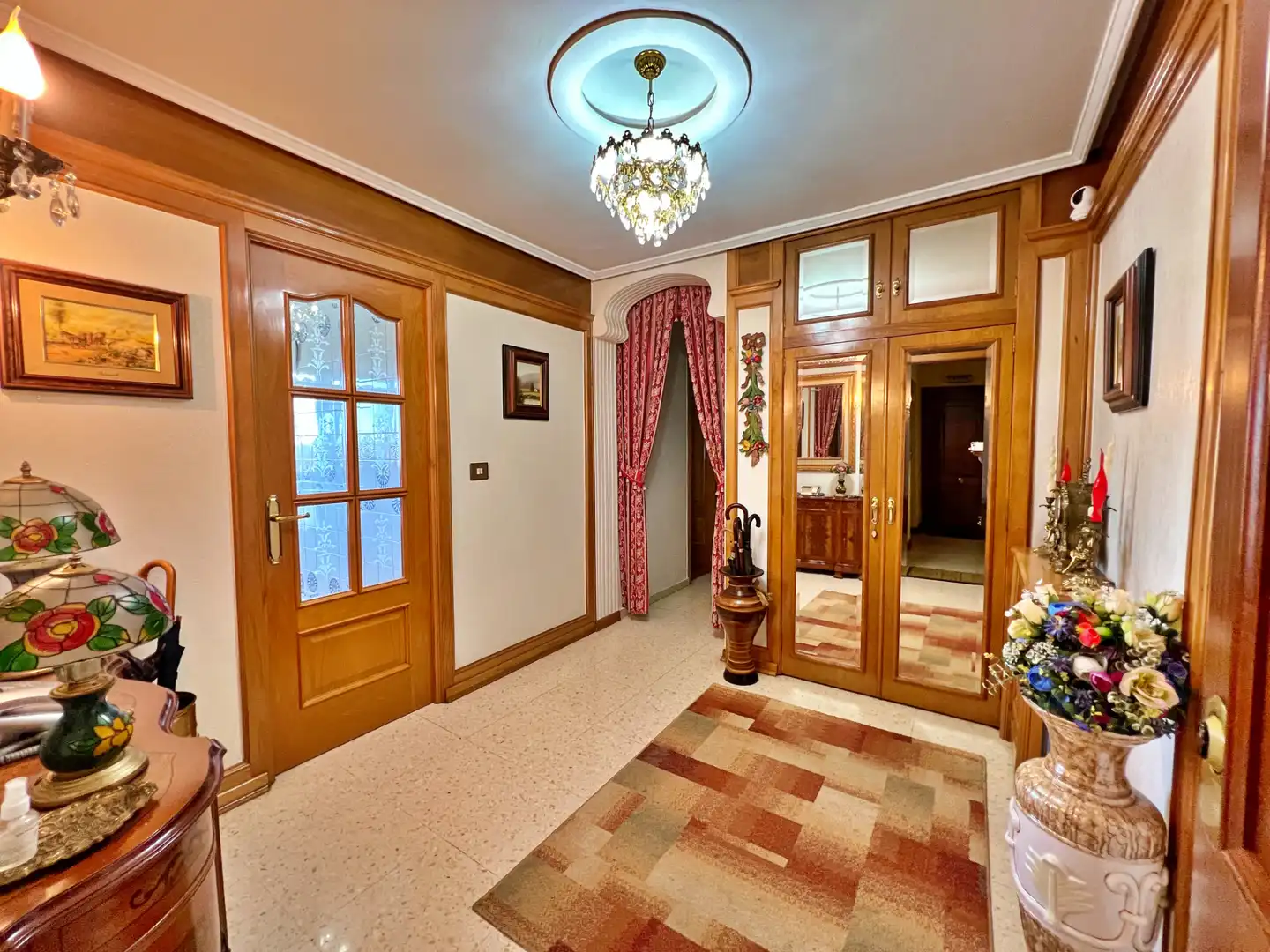Piso en venta en Lugo con Calefacción, Jardín privado y Parquet