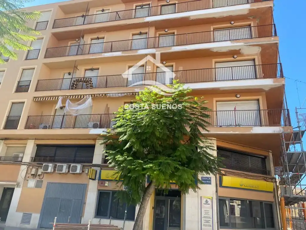 Local commercial à vendre à Nova