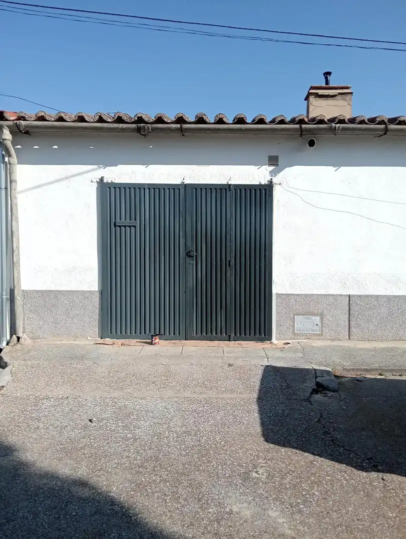 Vista exterior de Casa o xalet en venda en Gajates amb Calefacció i Traster