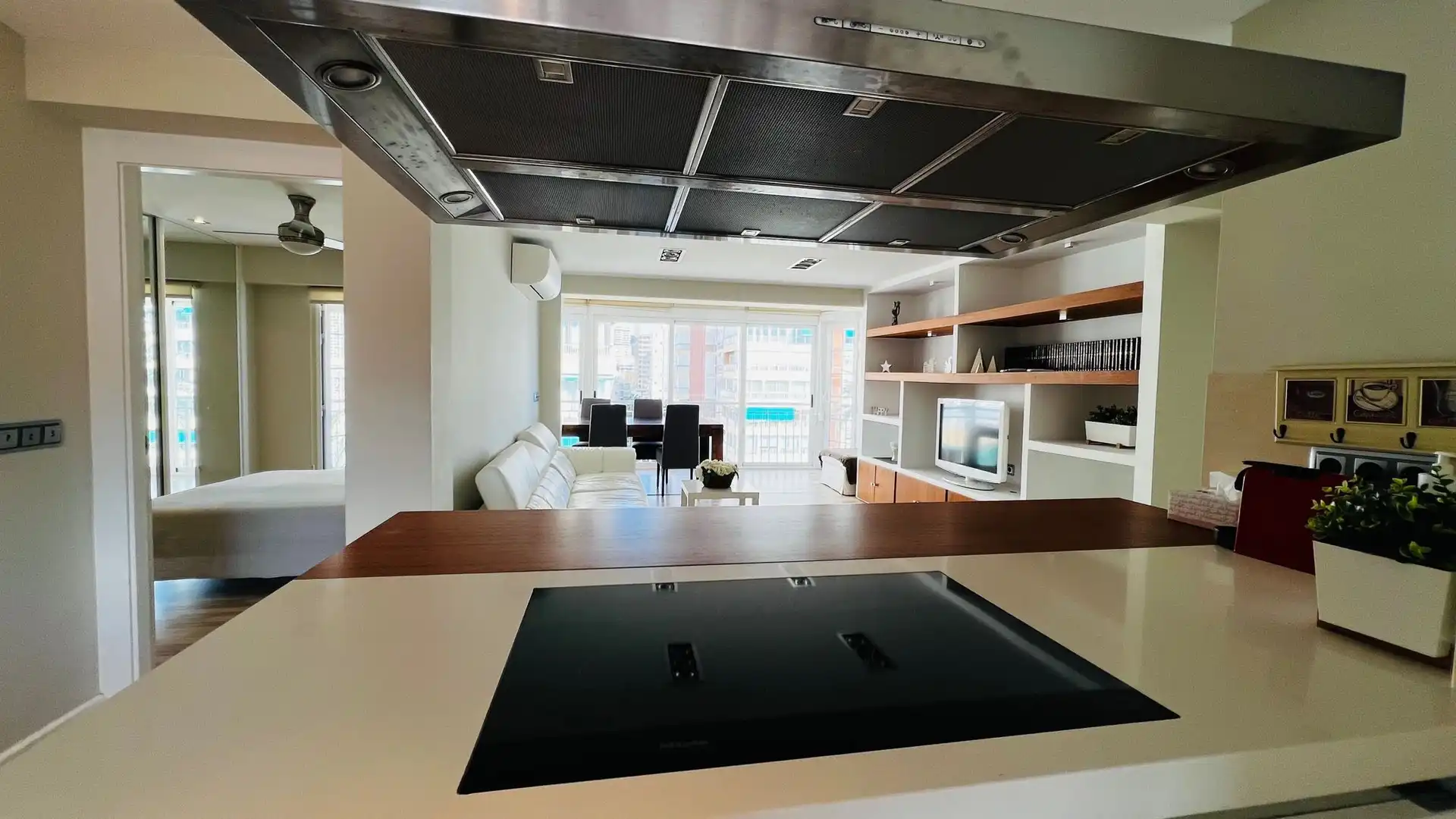 Cuina de Apartament en venda en Benidorm amb Aire condicionat, Calefacció i Terrassa
