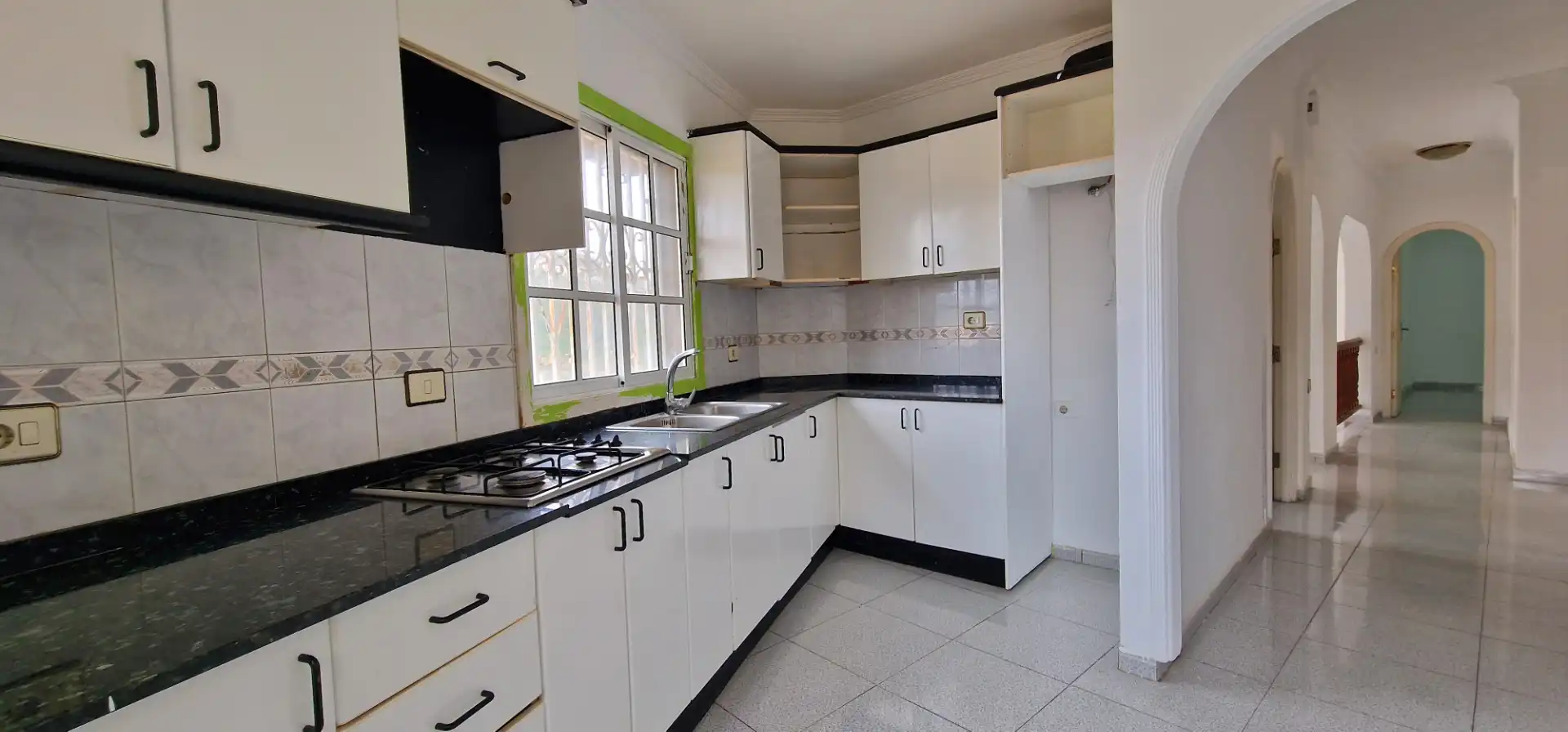 Cuina de Casa o xalet en venda en Las Palmas de Gran Canaria amb Terrassa i Traster