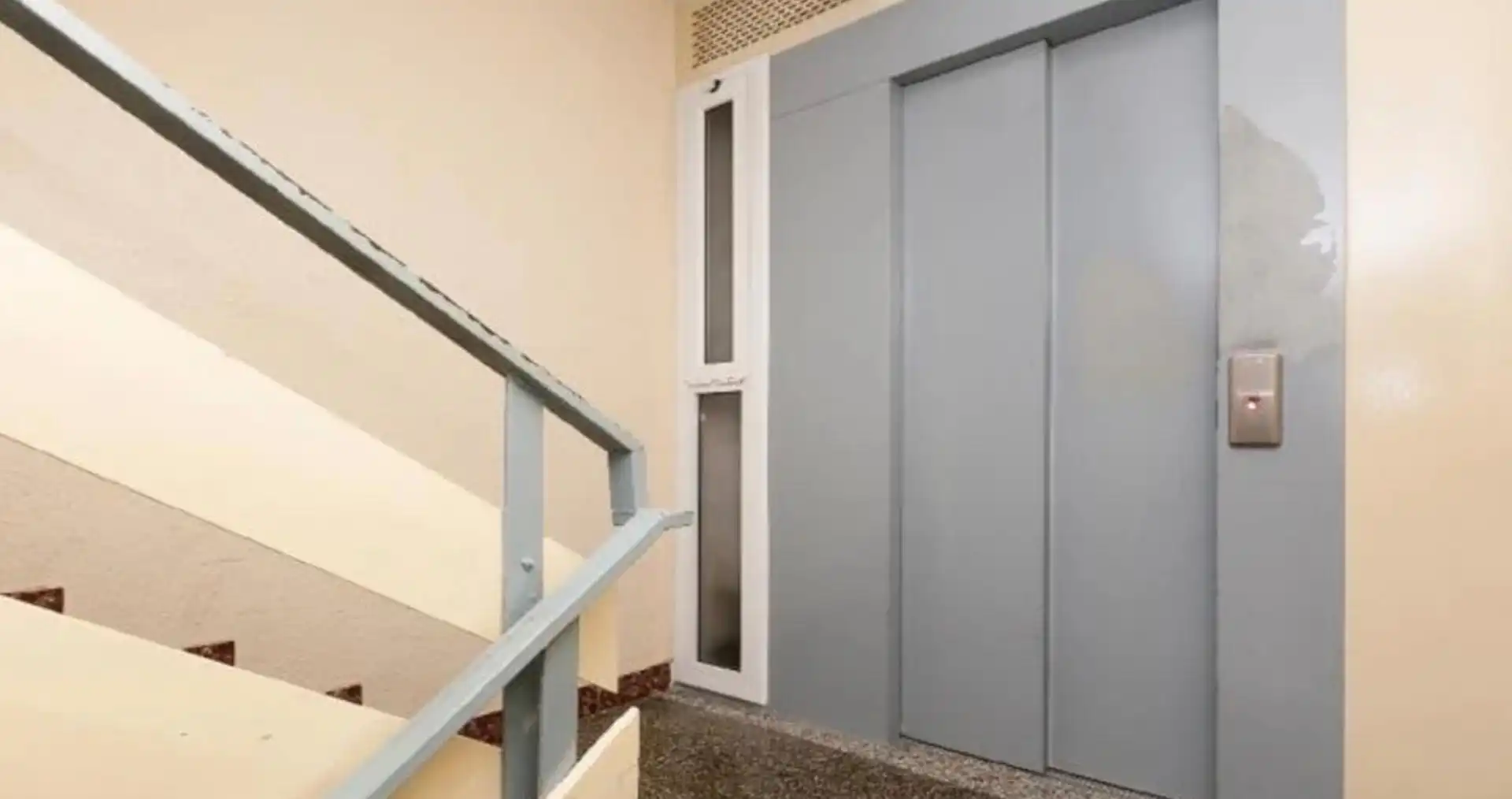 Flat for sale in Sabadell  with Balcony