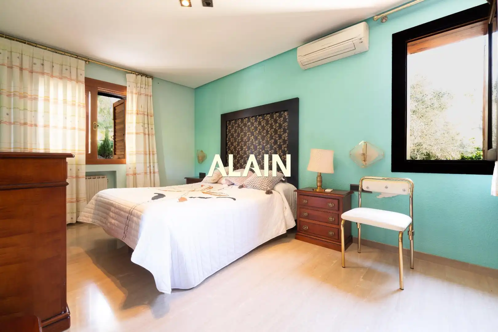 Habitación de Casa o chalet en venta en Chiva con Jardín privado, Terraza y Trastero