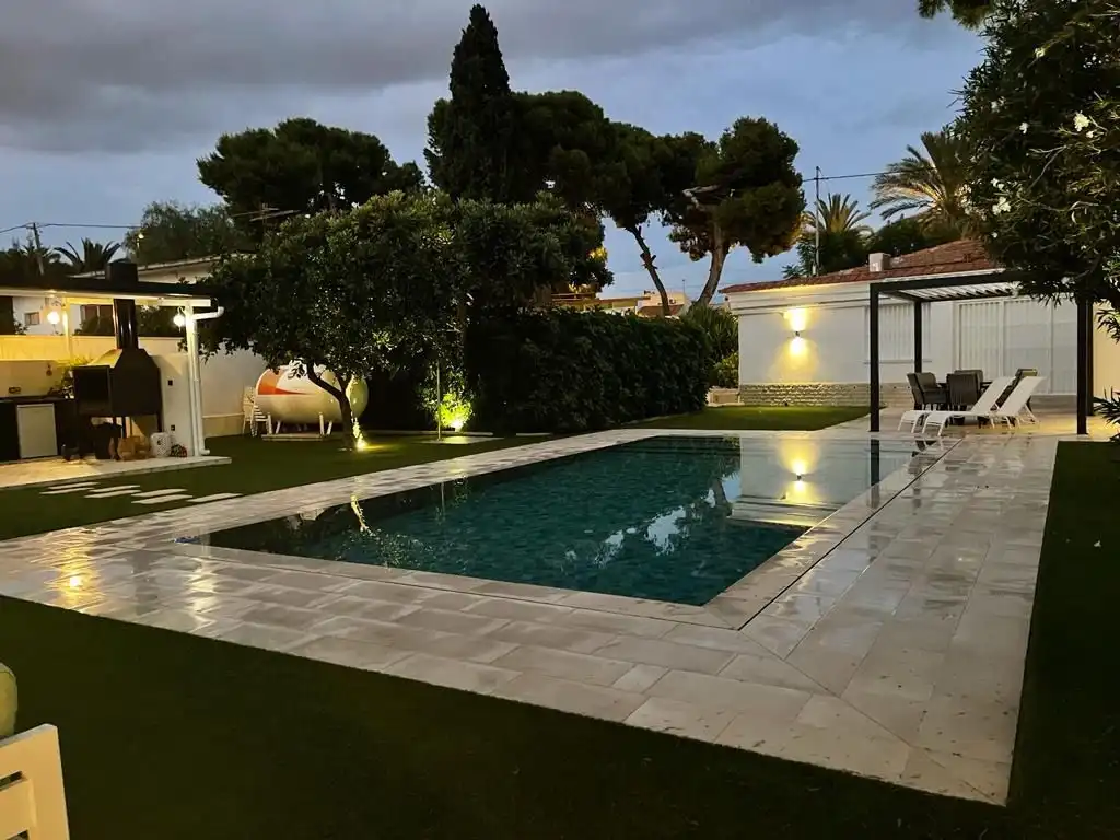 Piscina de Casa o xalet en venda en Sant Joan d'Alacant amb Aire condicionat, Terrassa i Piscina