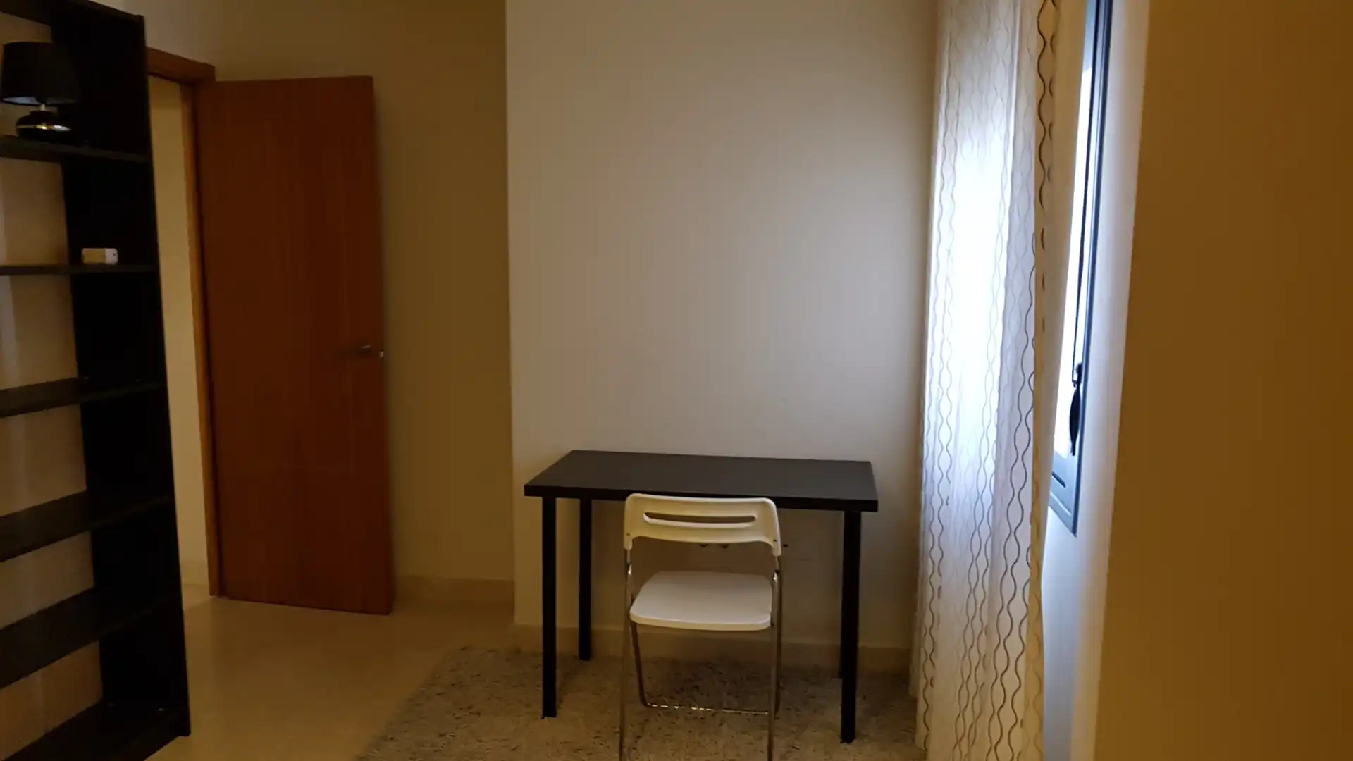 Bedroom of Attic for rent in Málaga  with Air Conditioner, Heating and Terrace