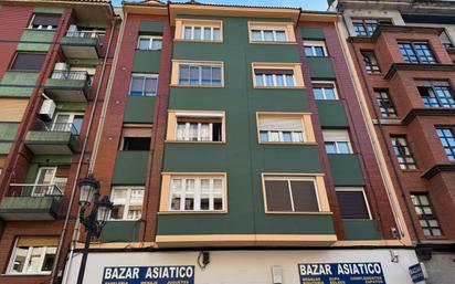 Exterior view of Flat for sale in Oviedo 