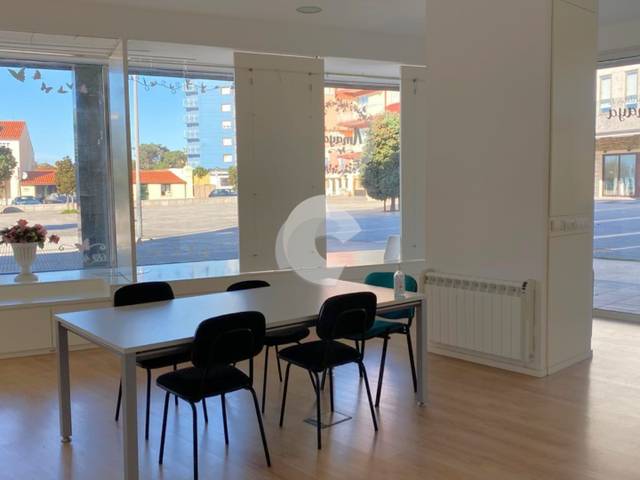 Oficina en Venta en ANA KIRO en Mera - Serantes