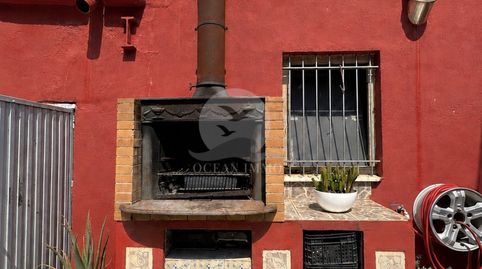 Foto 5 de Casa adosada en venda a Parc Bosc - Castell, Figueres