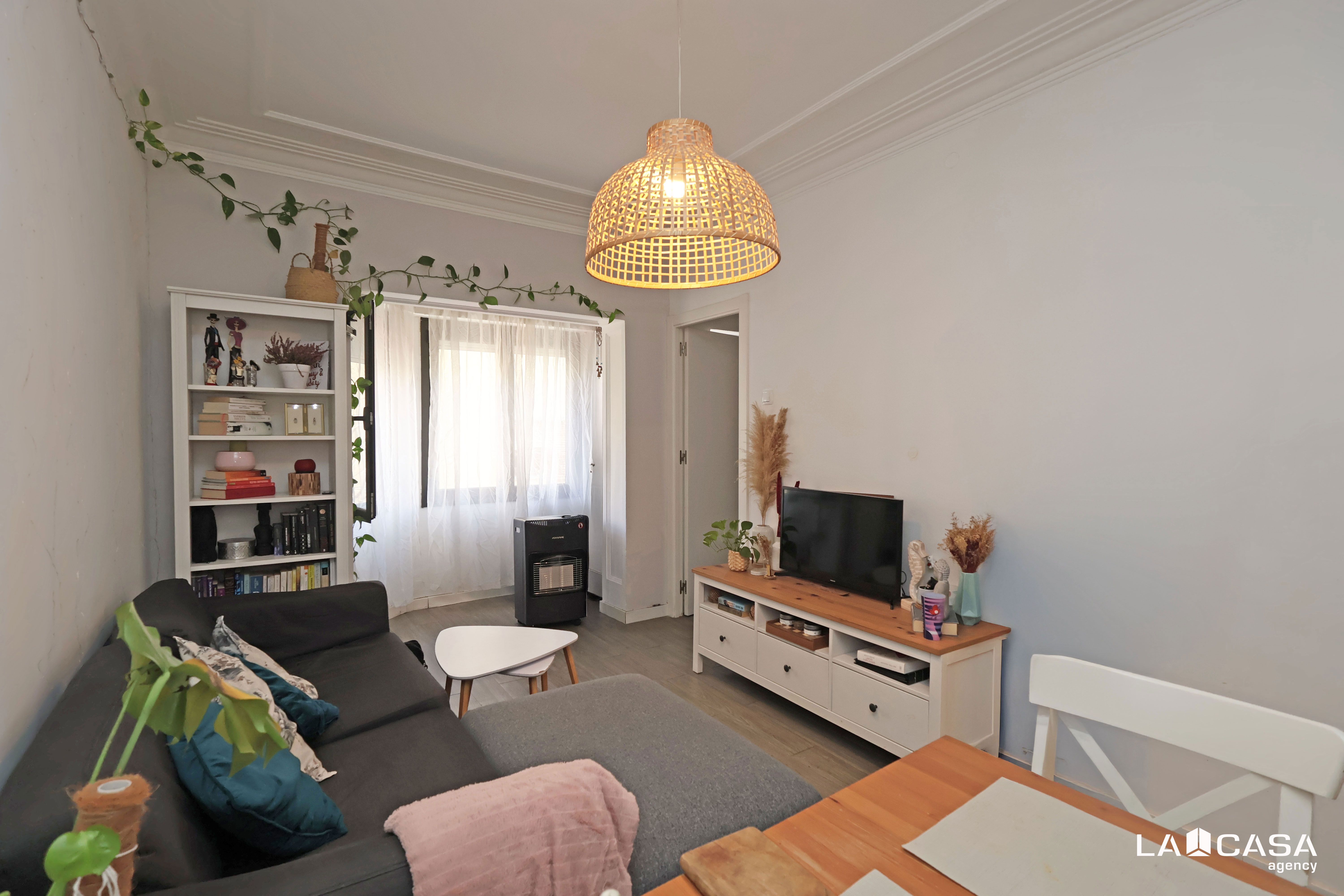 Sala d'estar de Pis en venda en L'Hospitalet de Llobregat