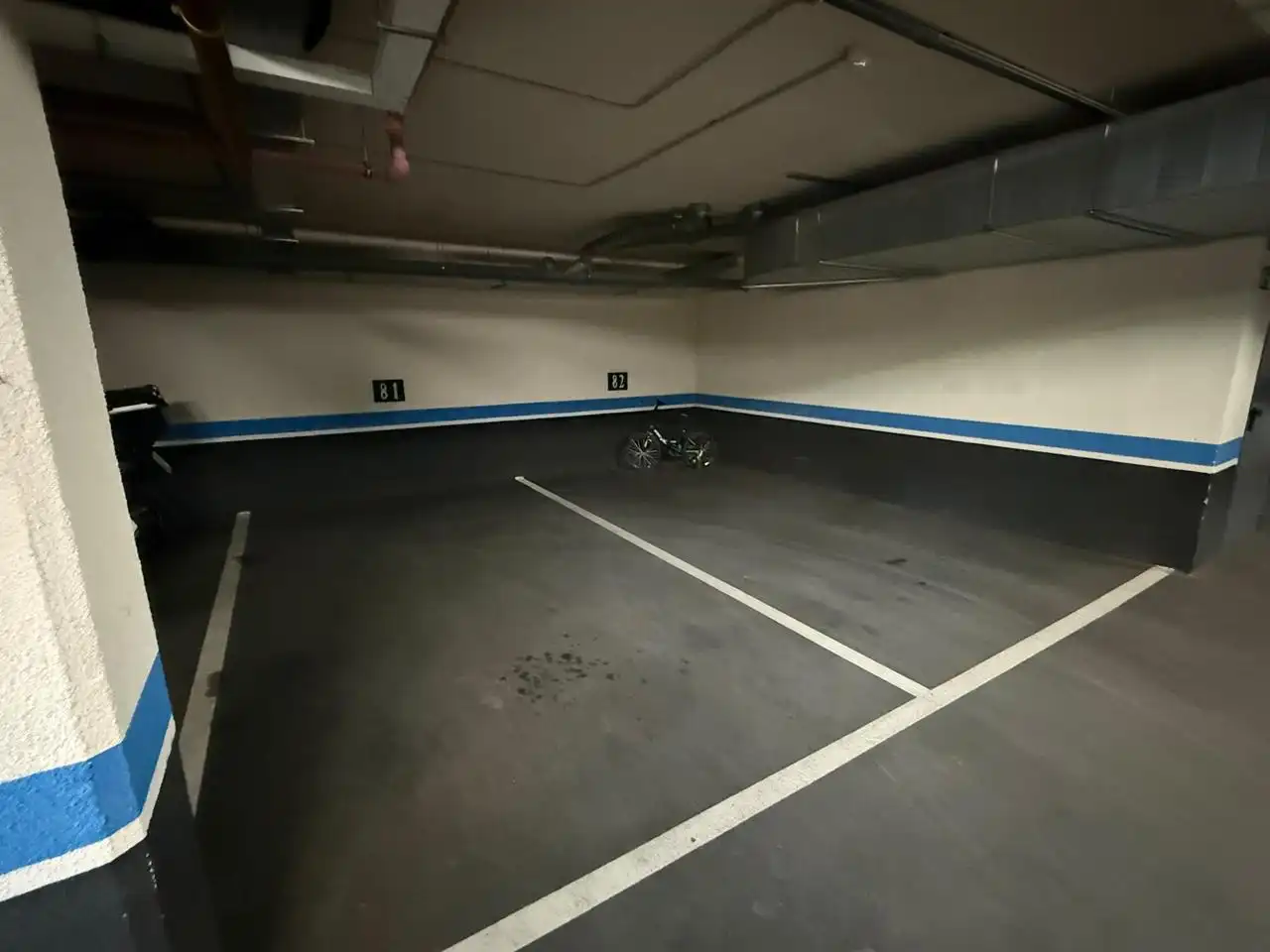 Parkplatz von Wohnung zur Miete in Majadahonda mit Klimaanlage, Heizung und Terrasse