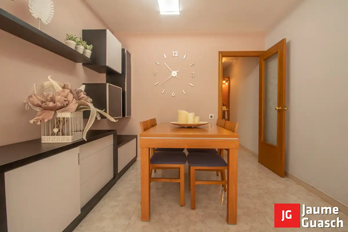 Dining room of Flat for sale in Torredembarra  with Air Conditioner, Heating and Oven