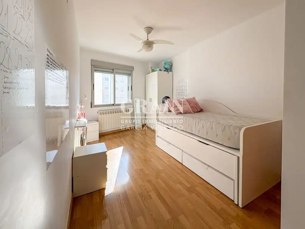 Habitación de Apartamento en venta en Albacete con Aire acondicionado y Calefacción