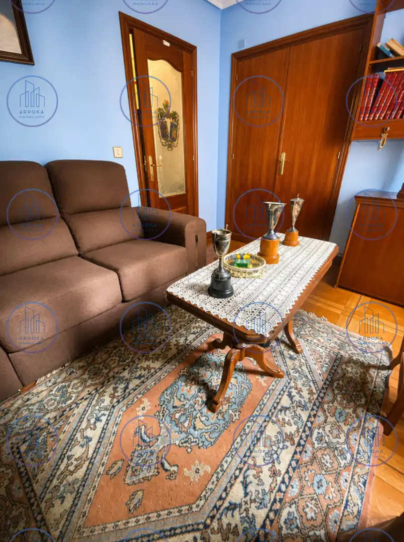 Living room of Flat for sale in Eibar  with Heating, Parquet flooring and Terrace