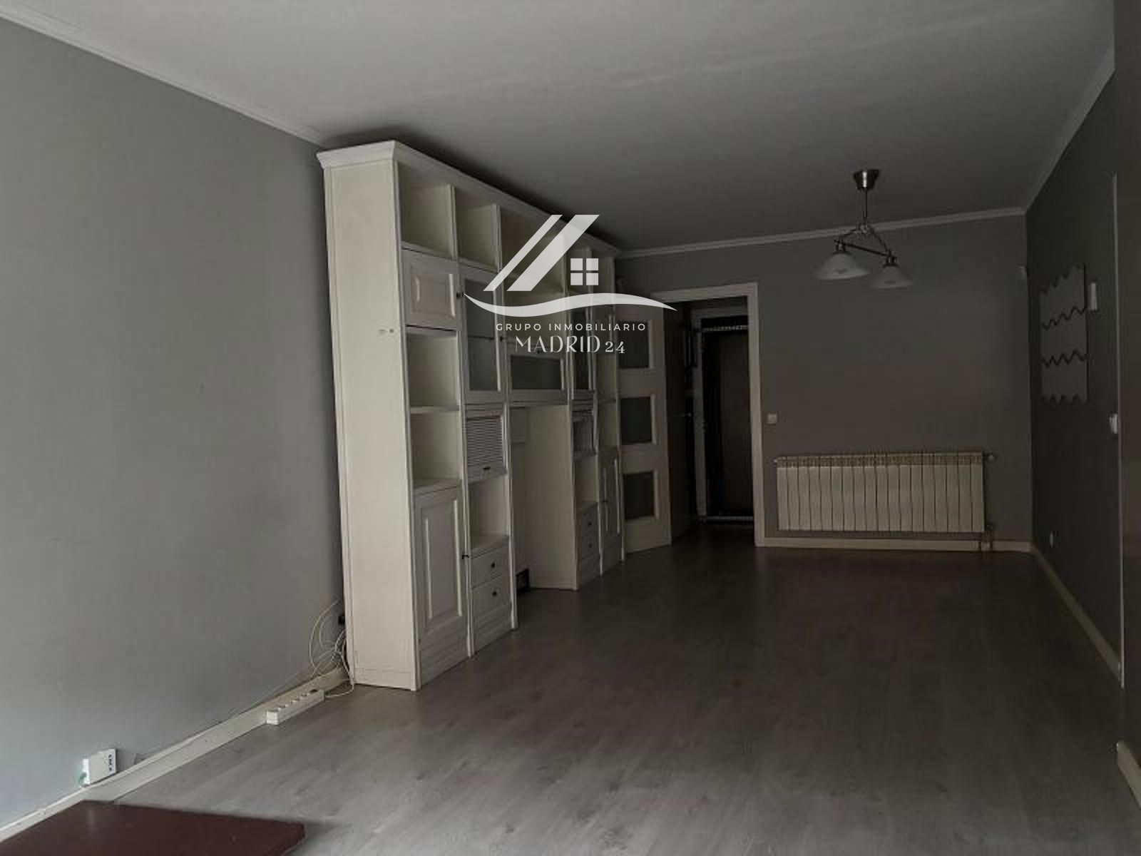 Sala d'estar de Pis en venda en  Madrid Capital amb Traster