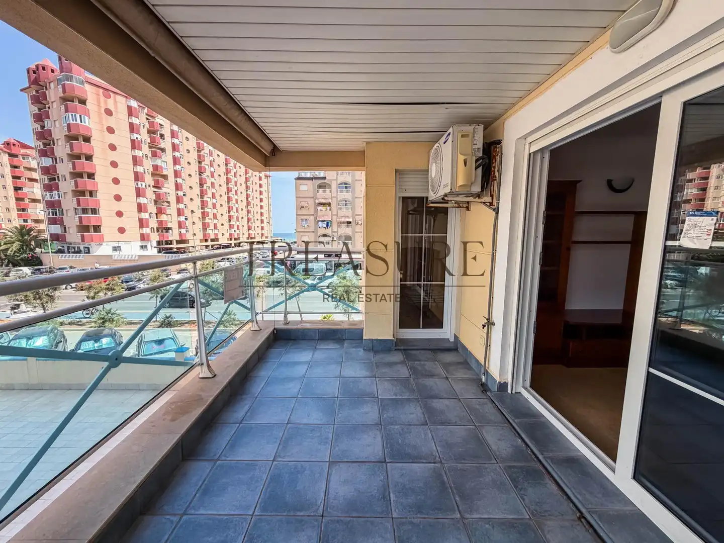 Apartamento con piscina en venta en Calle POLIGONO G - MANGA, imagen 4