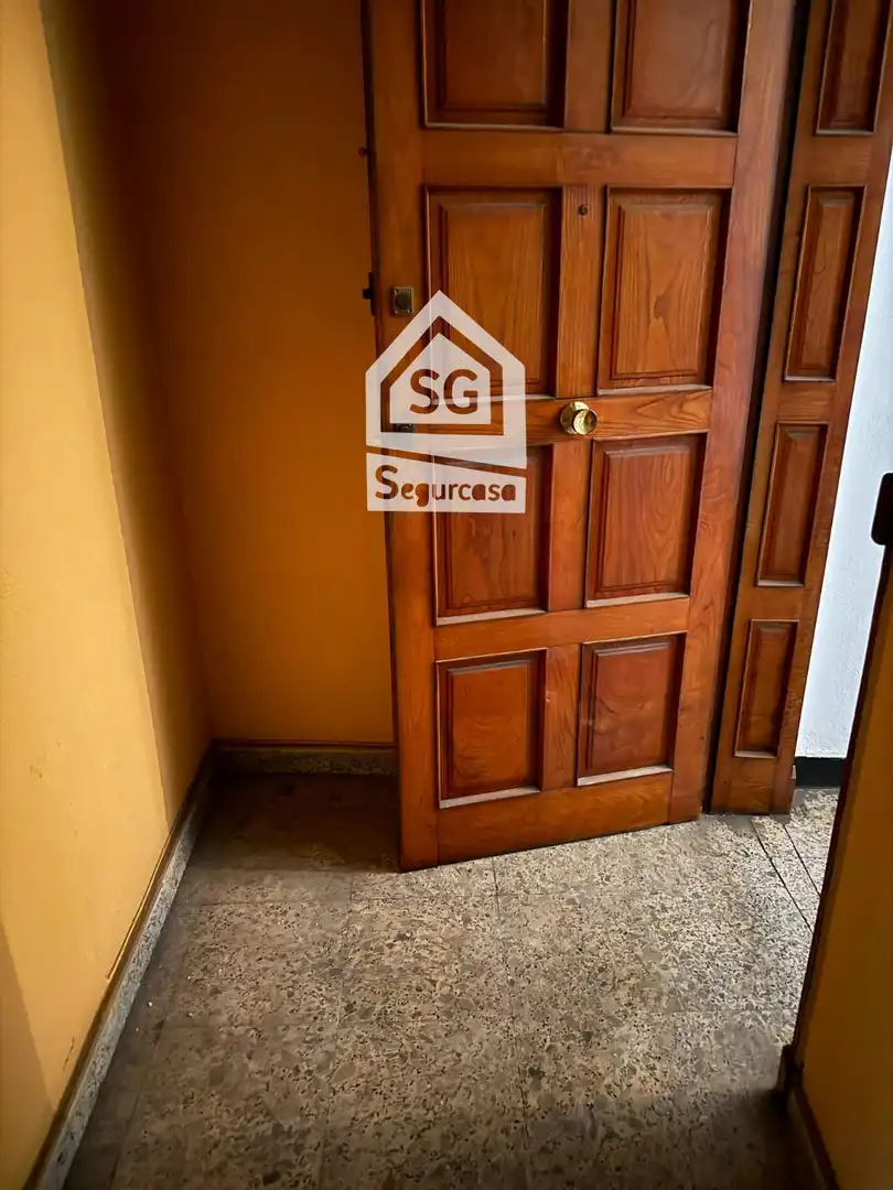 Flat for sale in EMILIA PARDO BAZAN, imagen 2