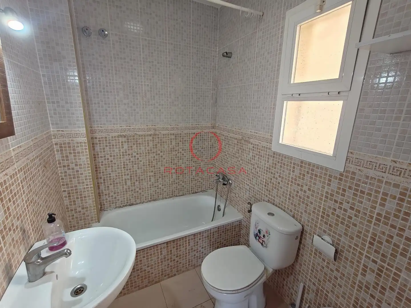 Bathroom of Flat for sale in Rota  with Terrace