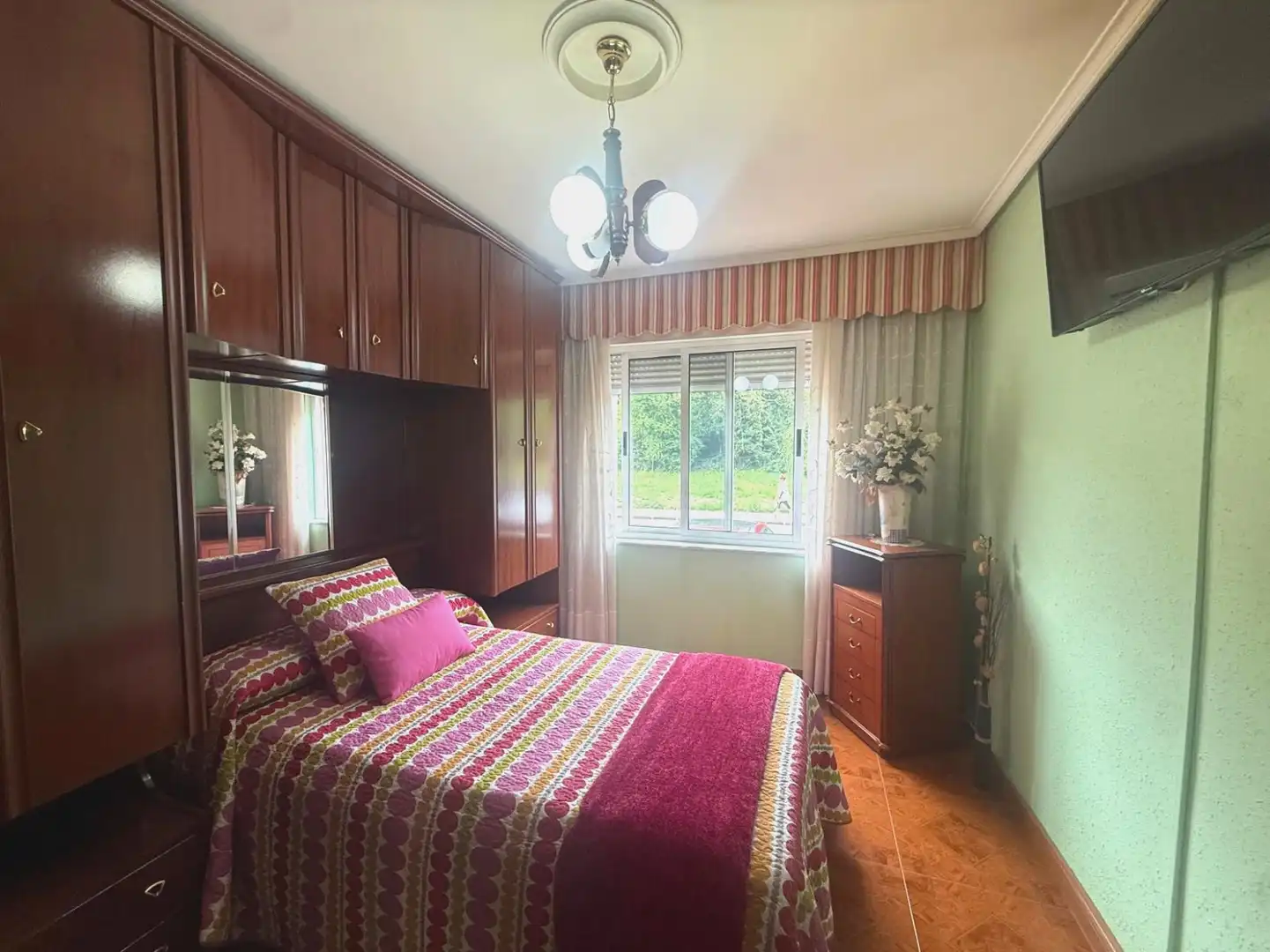 Bedroom of Flat for sale in Avilés  with Private garden, Parquet flooring and Furnished