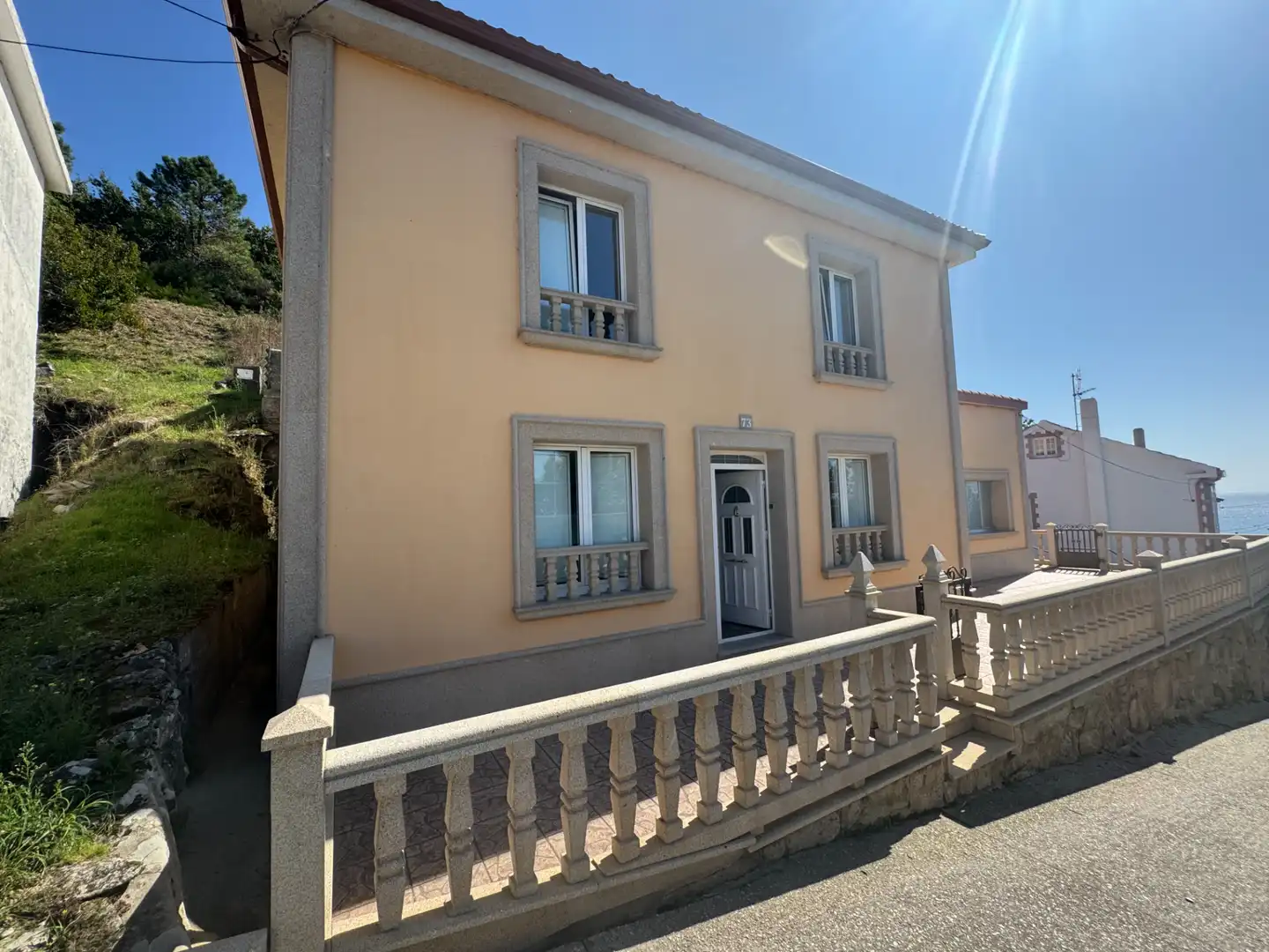 Vista exterior de Casa o xalet en venda en Carnota amb Jardí privat, Terrassa i Traster