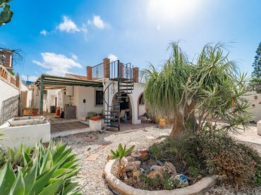 Casa con balcón en venta en Los Tablazos