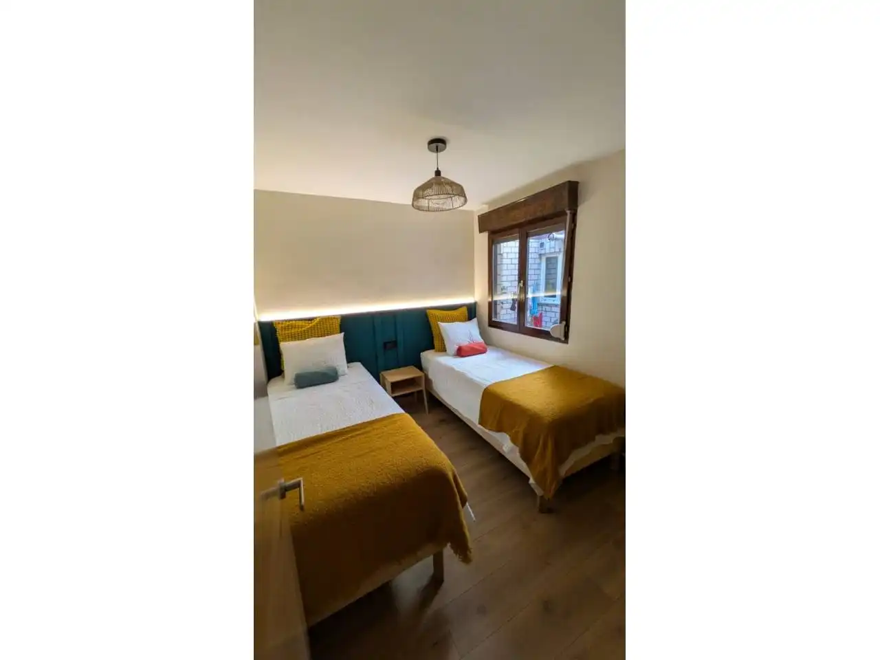 Habitación de Piso en venta en León Capital  con Calefacción, Parquet y Trastero